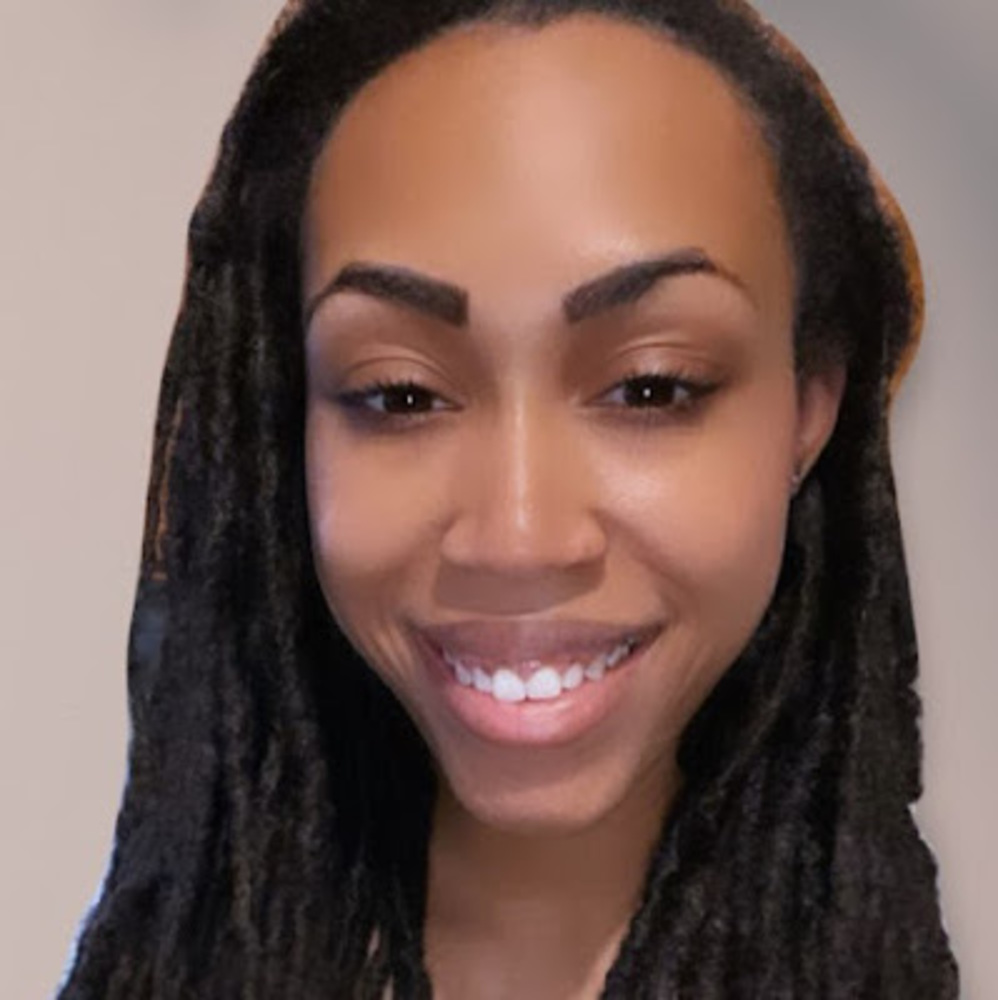 Meet your Posher, Chena
